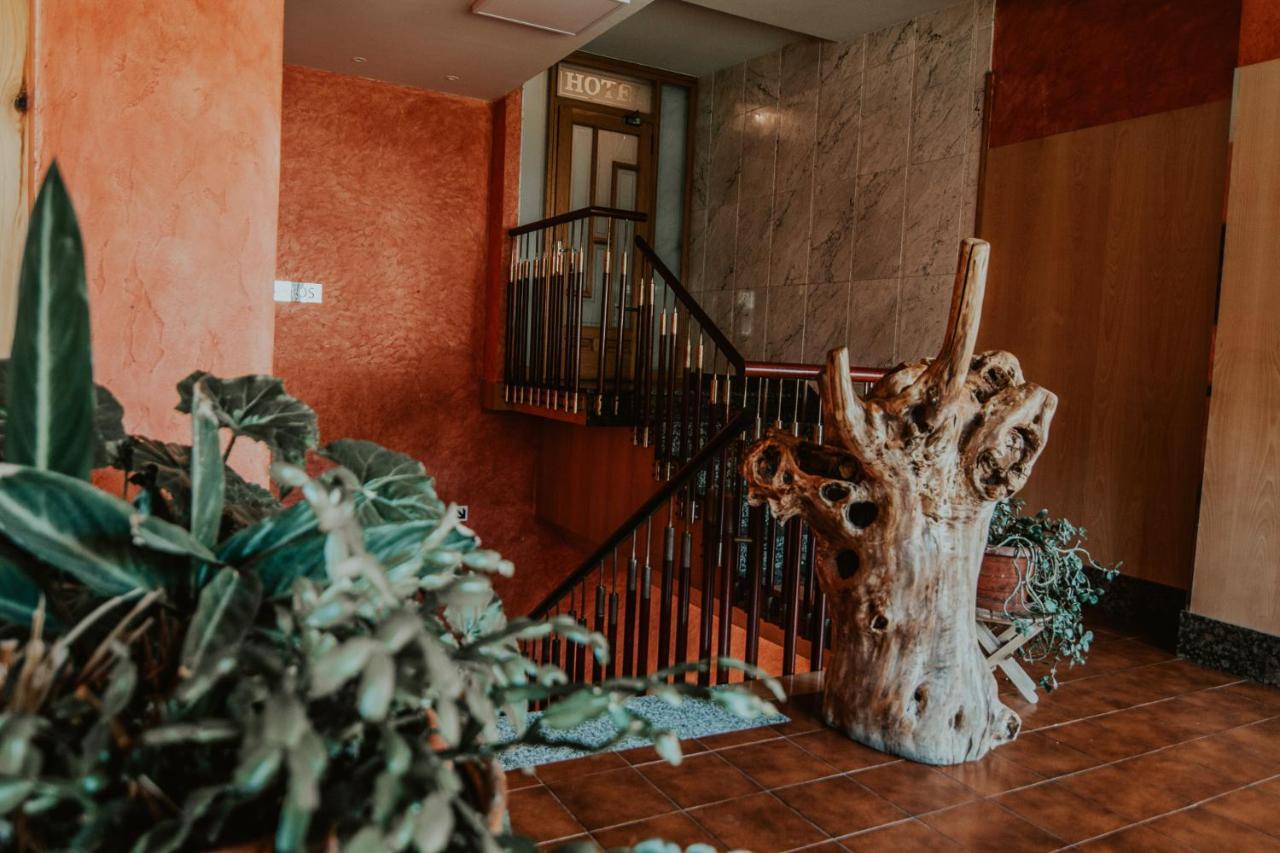 סאמוס Hotel A Veiga מראה חיצוני תמונה